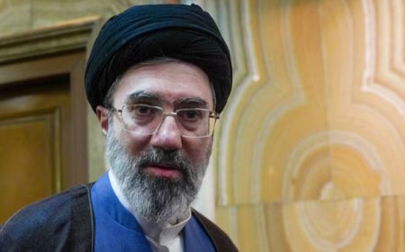Hamaney: ABD ve İsrail, İran'a yönelik saldırılar nedeniyle yargılanmalı