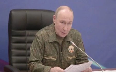 Putin: Ukrayna'nın askeri ve sanayi altyapısına yönelik saldırılar sürecek