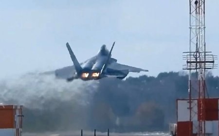 ABD'nin F-22 hayalet savaş uçakları İsrail'den ayrıldı