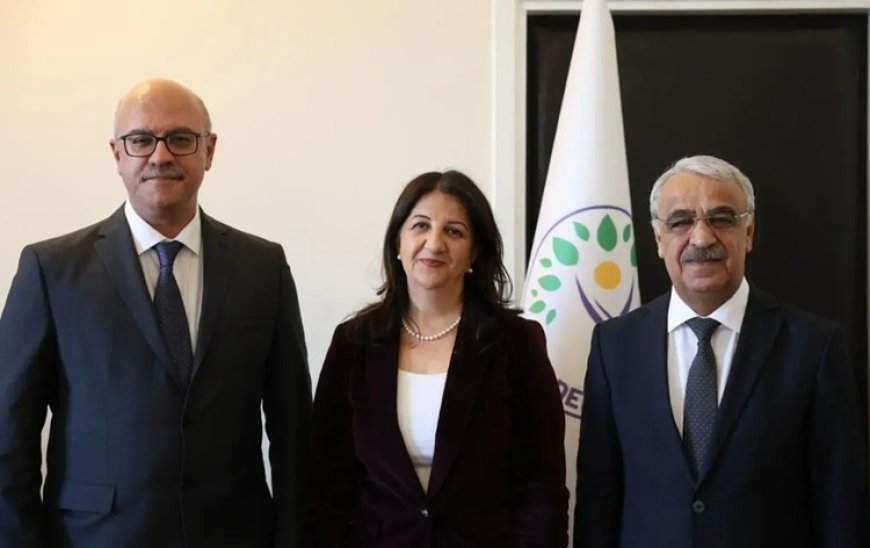 DEM Parti heyeti İmralı Adası'ndan döndü: Görüşme 5 saat sürdü