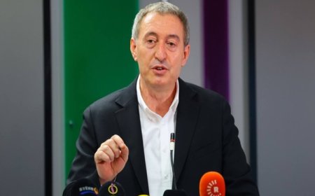 Bakırhan: “Kürt yoktur diyen zihniyet bugün Kürtlerle aynı masada”