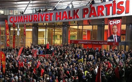 CHP'de büyük kopuş: 264 eski milletvekili ve 46 mevcut yönetici istifa kararı aldı