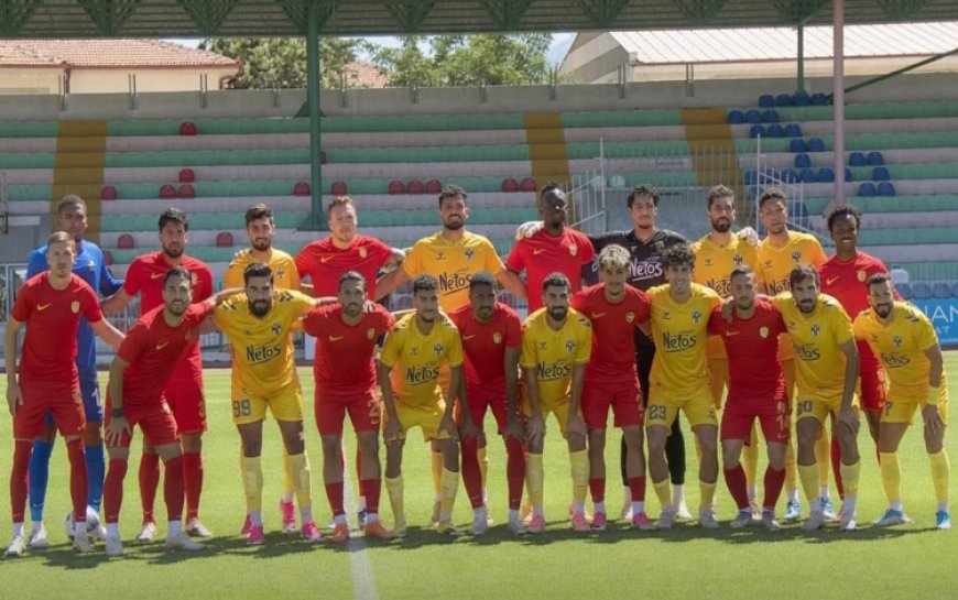 Amedspor dostluk maçında Duhok SC ile karşılaştı