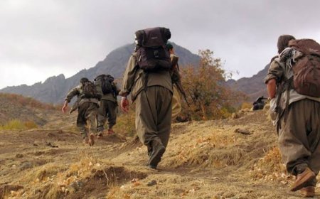 İstihbarat raporları: PKK sınırdaki 81 mevziyi boşaltarak İran sınırına çekildi