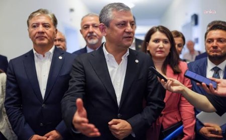 Özgür Özel'den 'çerçeve yasa' açıklaması: 'İmza atma çabamız yok'