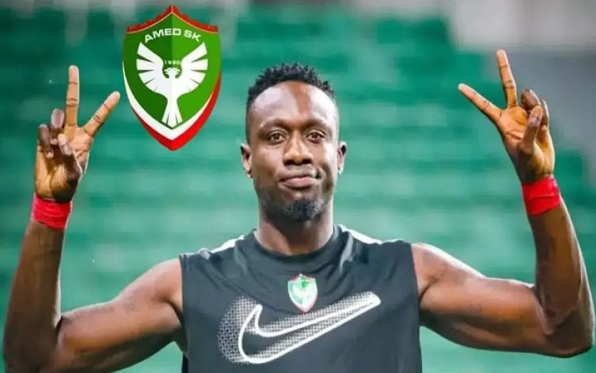 Amedspor'un forvet oyuncu Mbaye Diagne 'Ez jî we hez dikim' diyerek paylaştı