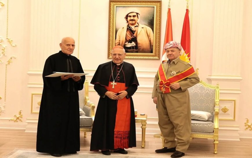 Başkan Barzani’ye Papa’nın Yüksek Onur Nişanı verildi