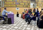 Mazlum Abdi, Kobani’de cezaevinde hayatını kaybedenlerin aileleriyle görüştü