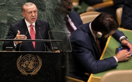 Erdoğan konuşurken Şara Instagram’da gezindi