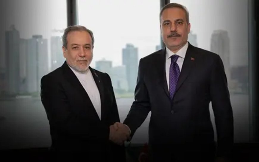 Hakan Fidan, İranlı mevkidaşı Erakçi ile görüştü