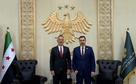 Şam Büyükelçisi Yılmaz, Suriye Eğitim Bakanı ile Türkçe eğitimi görüştü
