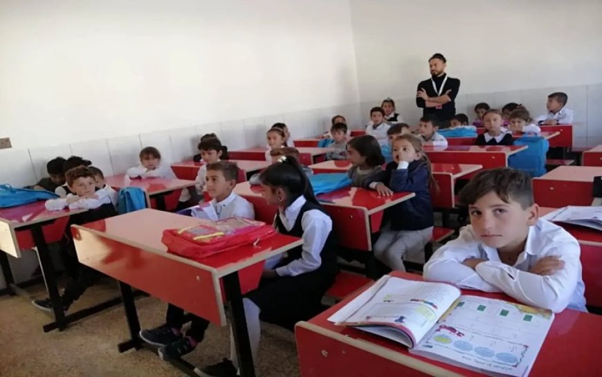 Şengal’de Kürtçe eğitim krizi: 23 bin öğrenci ders kitabından mahrum