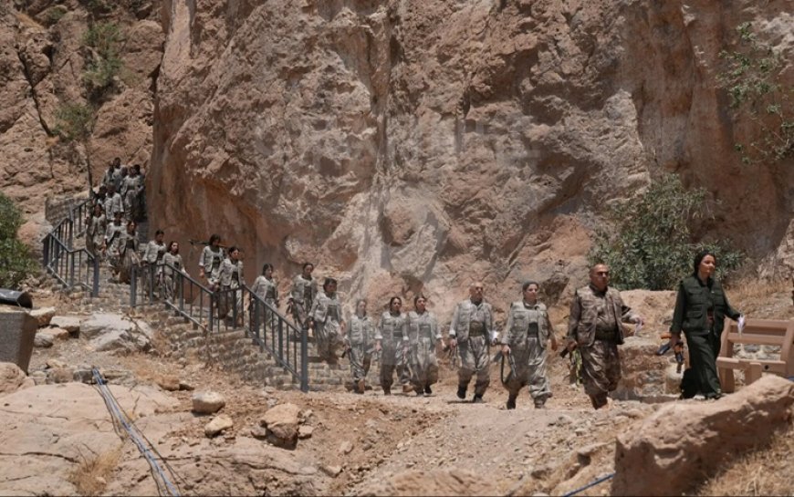 PKK, Metina'daki 4 kampı boşalttı